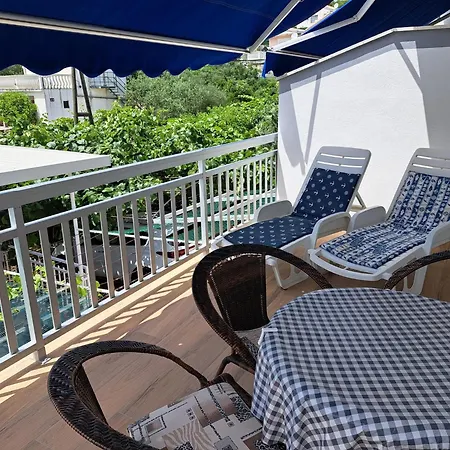 Jelaska Apartment Marina Exterior photo