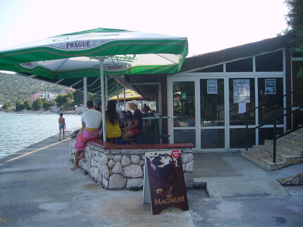 Jelaska Marina