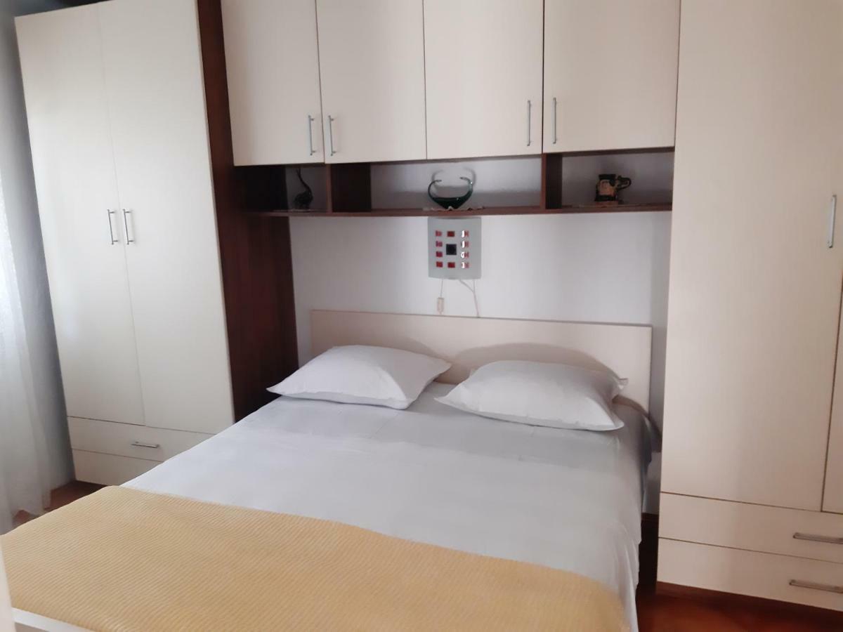 Jelaska Apartment Marina